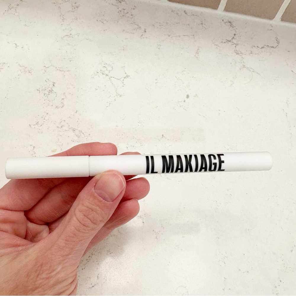NIB Il Makiage Black Card Liquid Eyeliner Ultra Black Waterproof Liner - Picture 5 of 7